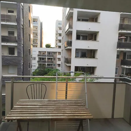 Aliz Flat شقة *